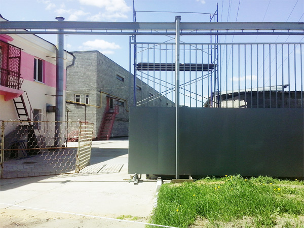 Откатные подвесные ворота в Реутове Подвесные откатные ворота в Реутове